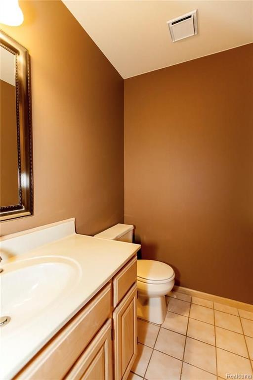 30516 Huntsman Drive West Farmington Hills, MI 48331 - Photo 26 of 54