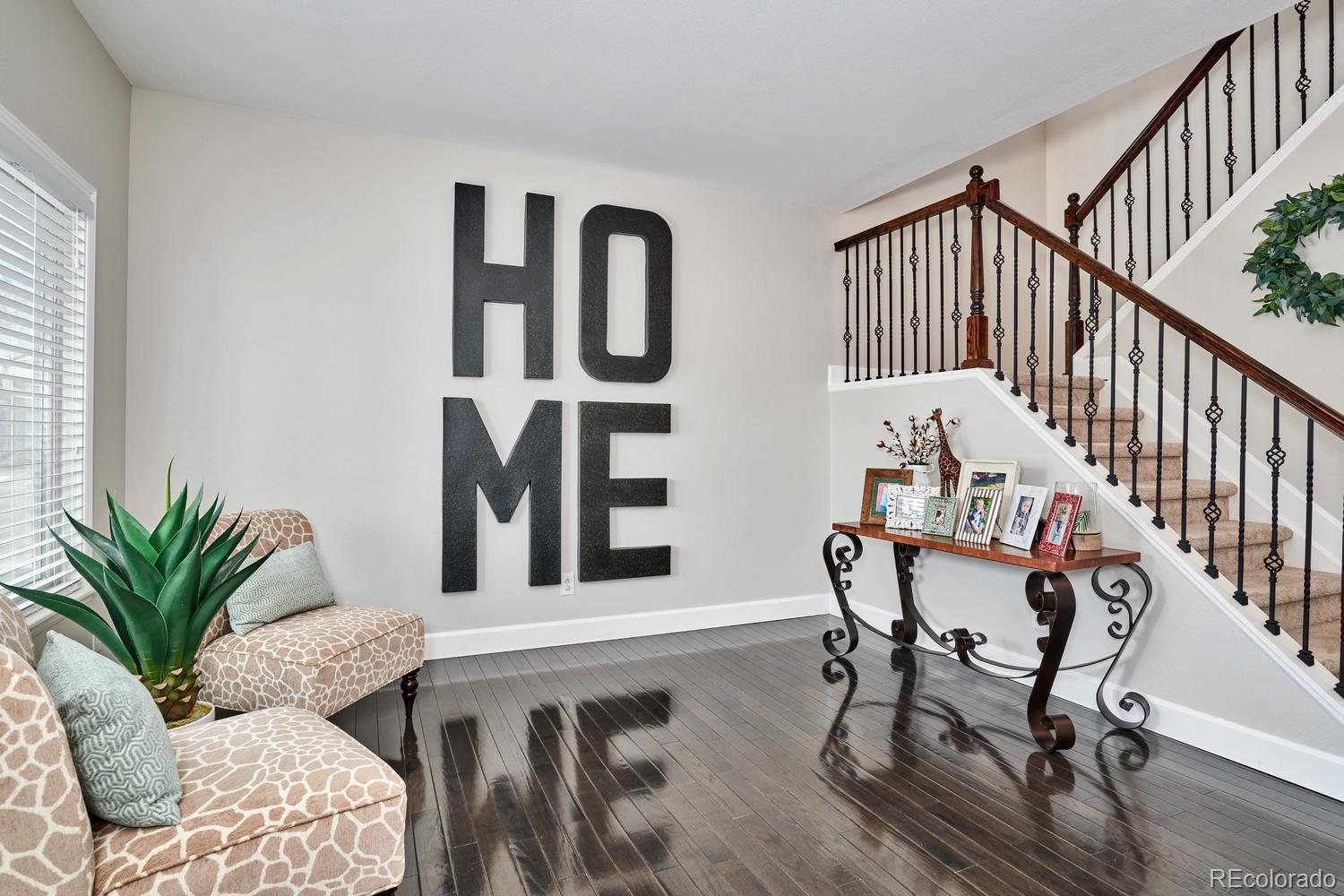10337 South Rotherwood Circle Highlands Ranch, CO 80130 - Photo 4 of 39 Gallery Image 4
