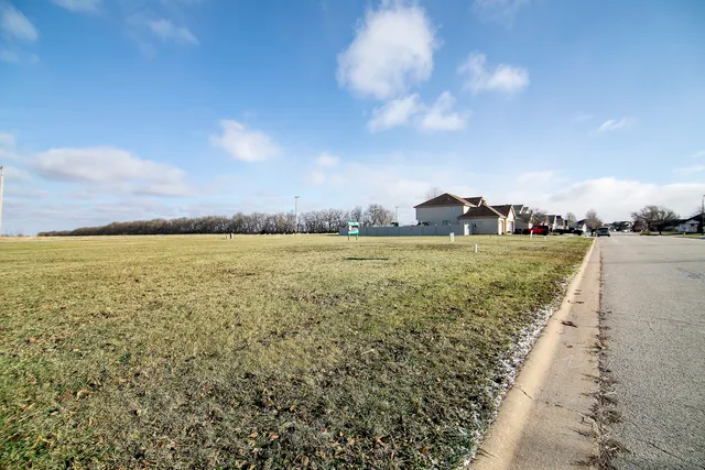 $50,000 | 471 Spring Park Loop, Bourbonnais, IL 60914
