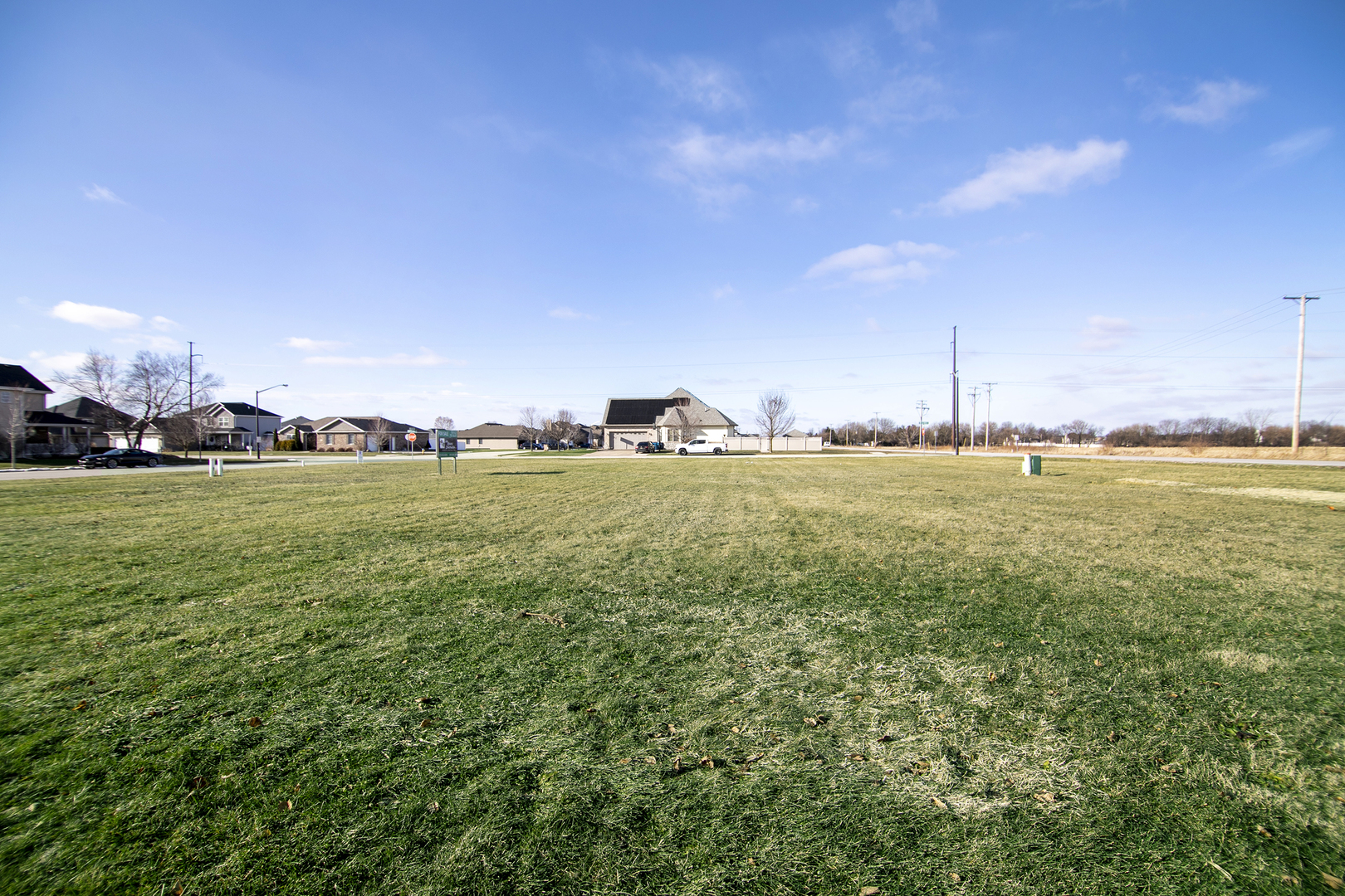 471 Spring Park Loop Bourbonnais, IL 60914 - Photo 10 of 12 a view of an ocean with a big yard