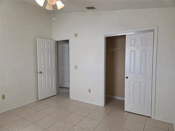 $2,300 | 739 Heathrow Avenue, Lady Lake, FL 32159