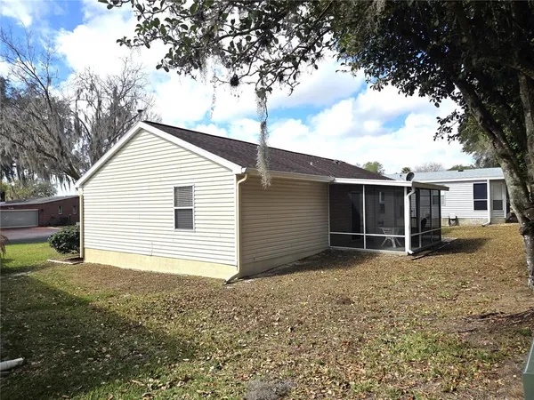 $2,300 | 739 Heathrow Avenue, Lady Lake, FL 32159