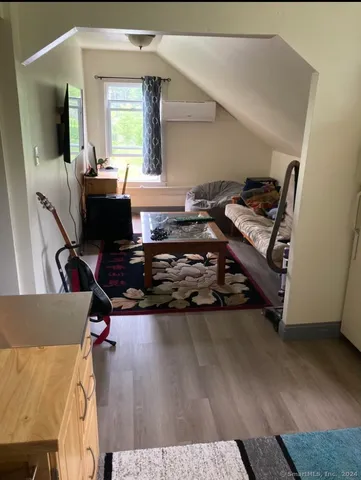 $1,200 | 7 Tolland Turnpike, Willington, CT 06279