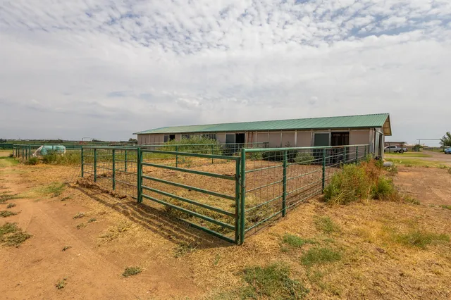 $675,000 | 3401 East Regis Street, Lubbock, TX 79403