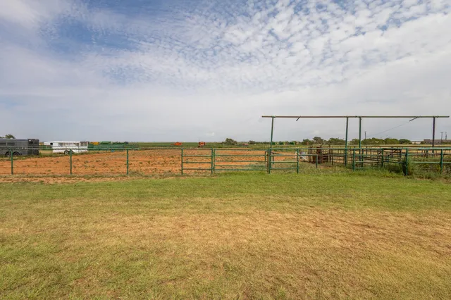 $675,000 | 3401 East Regis Street, Lubbock, TX 79403