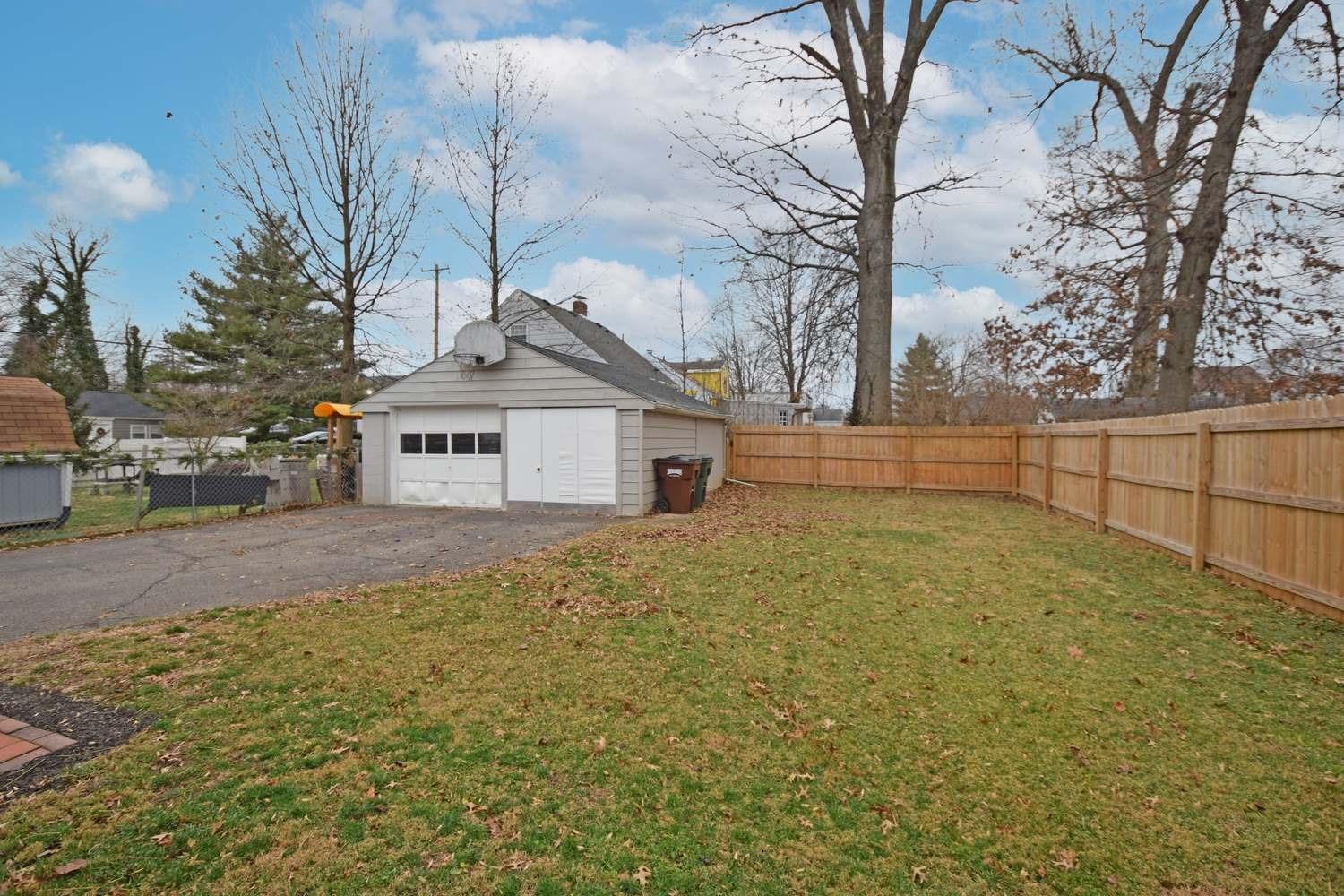 8455 Pine Road Cincinnati, OH 45236 - Photo 22 of 25 Gallery Image 22