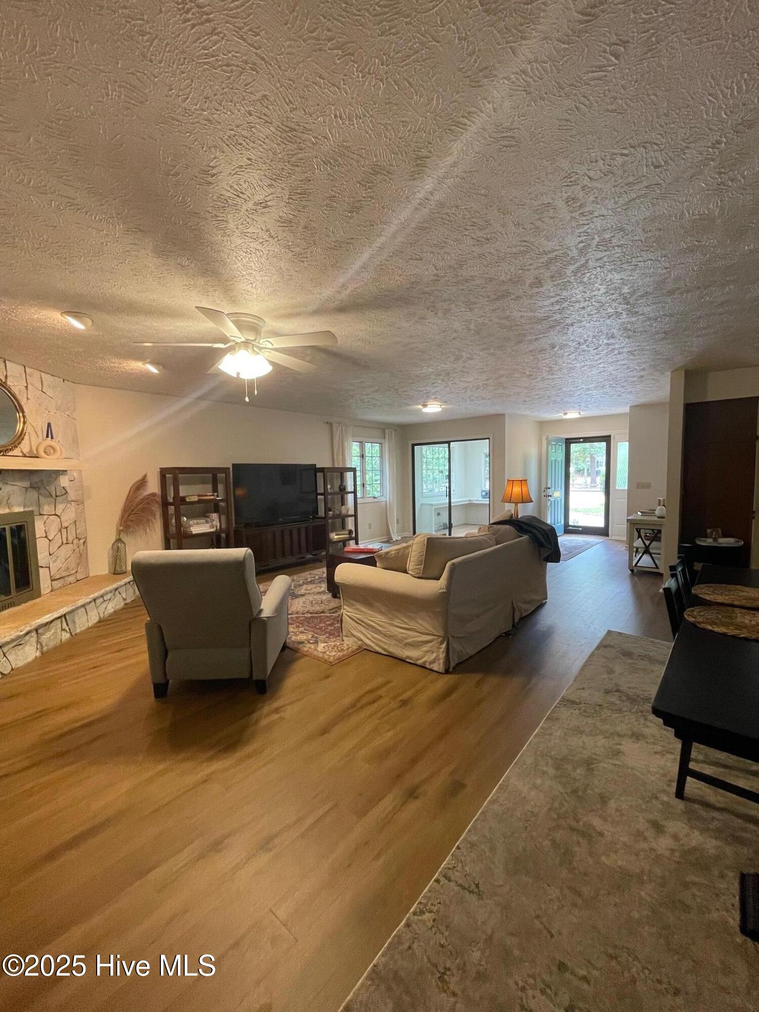 105 Longleaf Road Southern Pines, NC 28387 - Photo 7 of 29 IMG_8958