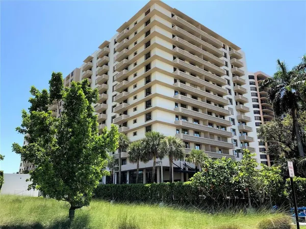 $4,200 | 10185 Collins Avenue, Unit 1509, Bal Harbour, FL 33154