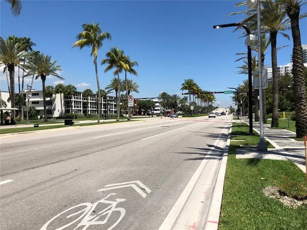 $4,200 | 10185 Collins Avenue, Unit 1509, Bal Harbour, FL 33154