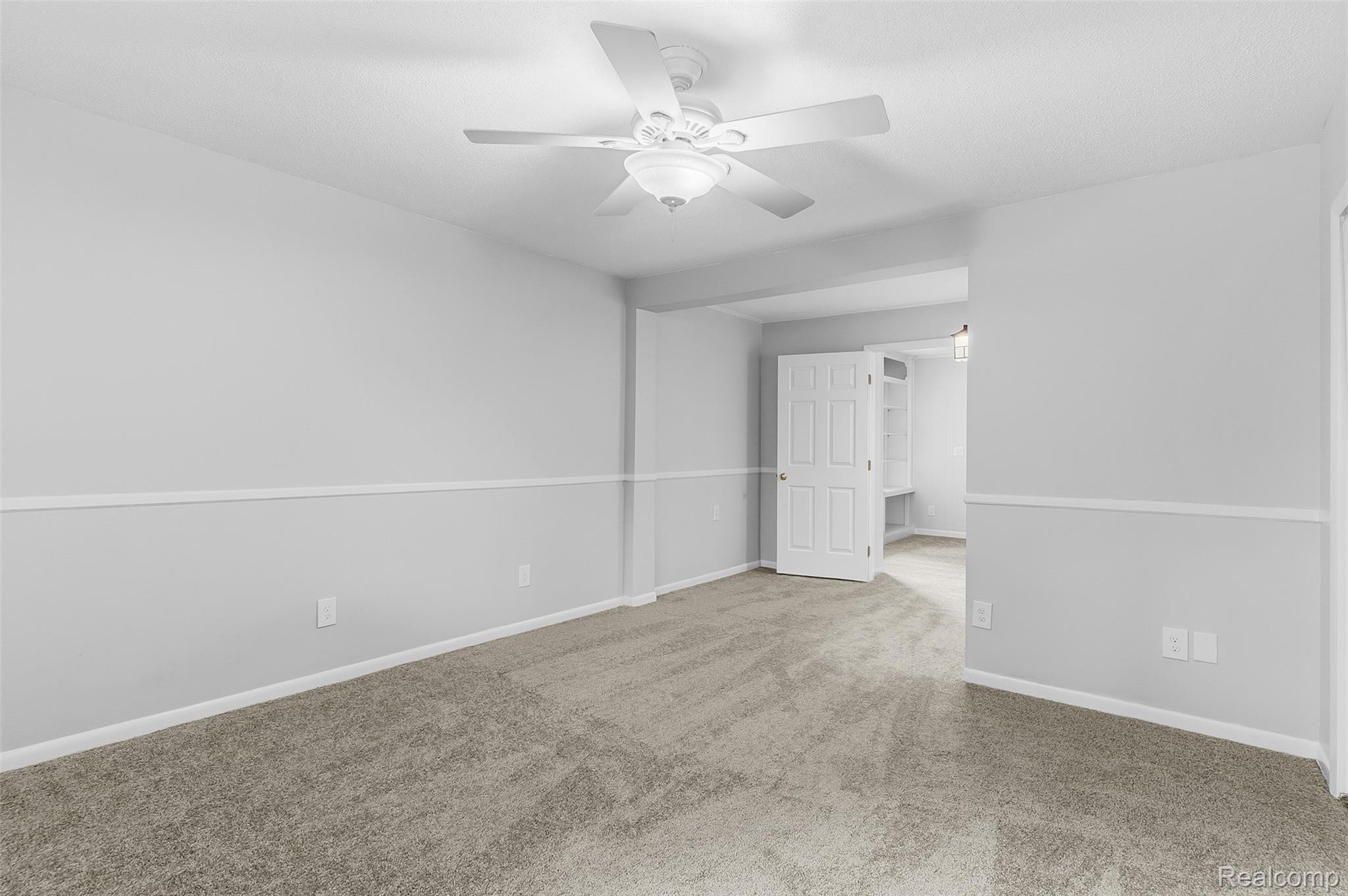 7313 East River Road Flushing, MI 48433 - Photo 19 of 45 DSC02452.jpg