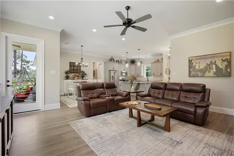 $575,000 | 202 Marguerite Street, Folsom, LA 70437