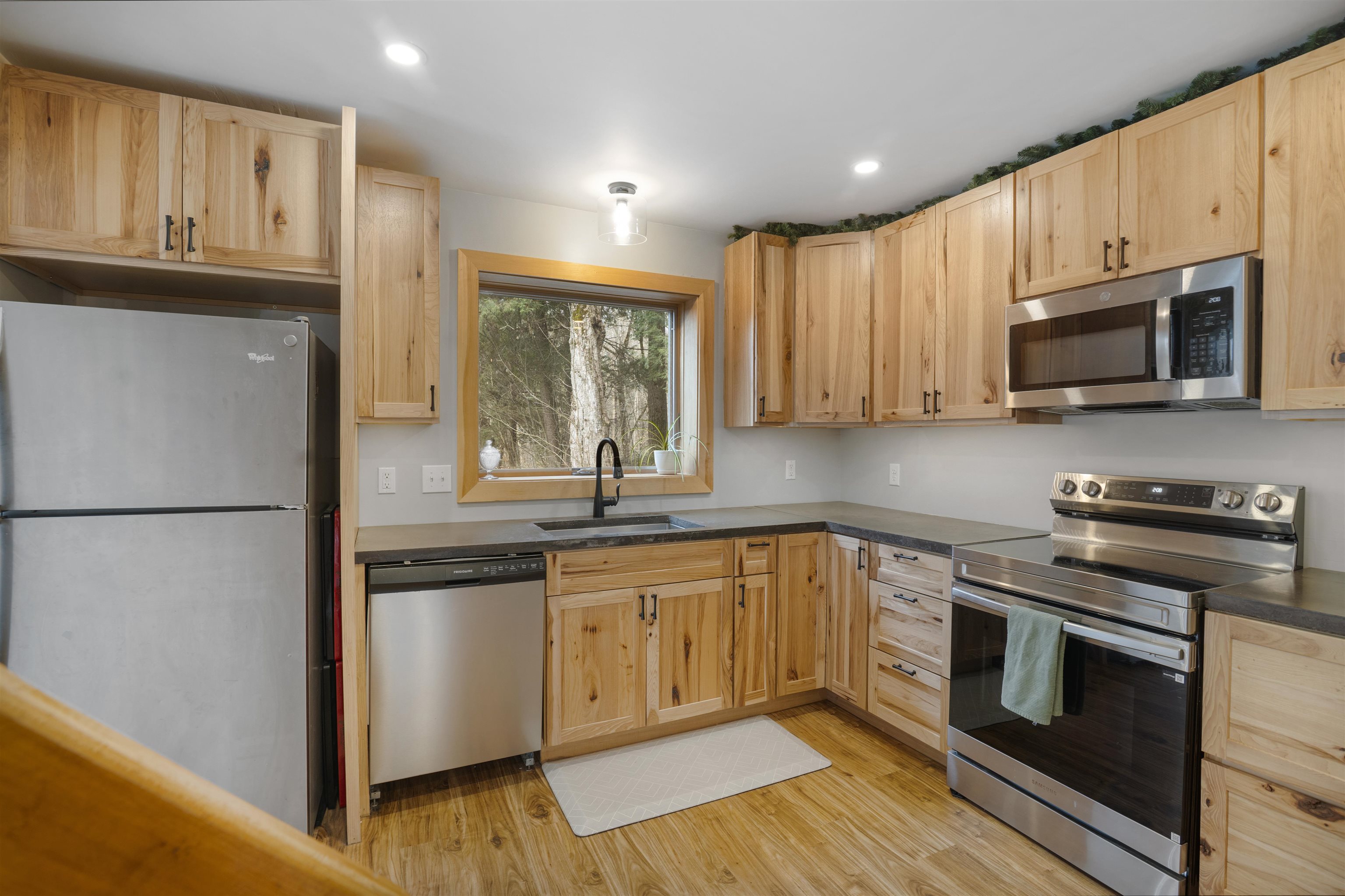 371 Maplewood Common Moretown, VT 05660 - Photo 25 of 48