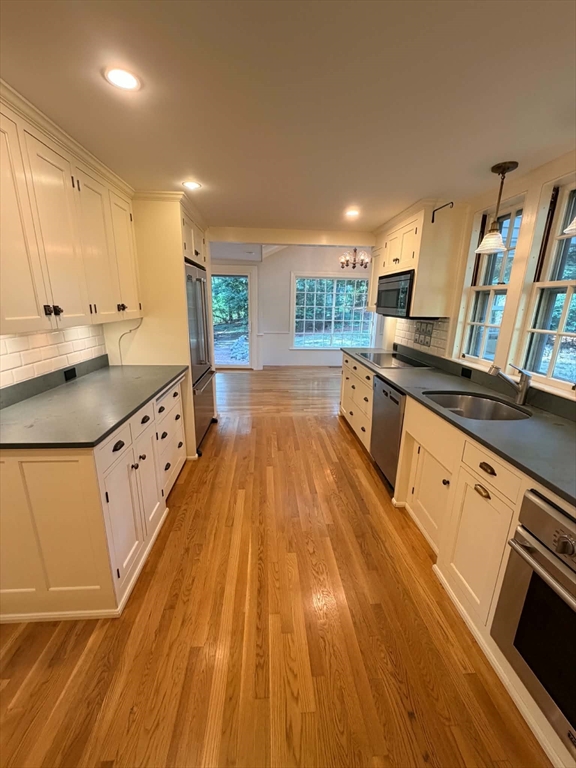 41 Locust Avenue Lexington, MA 02421 - Photo 20 of 34 Gallery Image 20