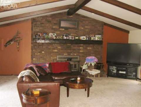 8087 Church Road Imlay City, MI 48444 - Photo 6 of 20 20386980-5.JPG
