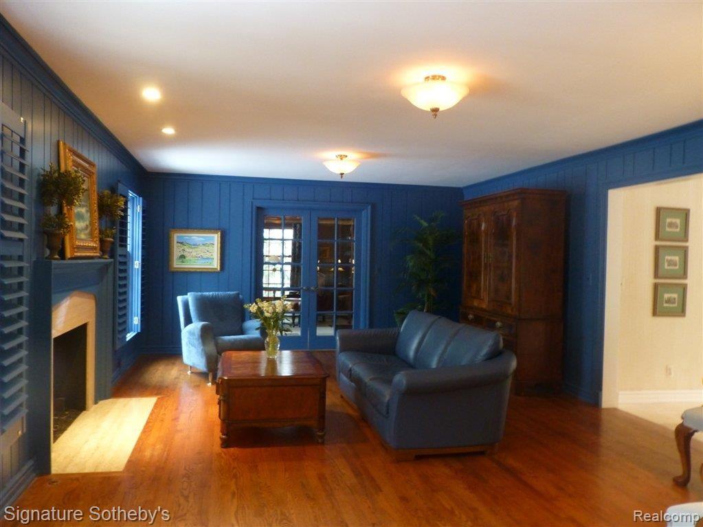 841 Covington Road Bloomfield Hills, MI 48301 - Photo 13 of 19 841 Covington 008.JPG
