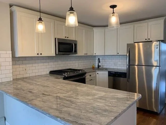 $2,850 | 12 Chelsea Street, Unit 2, Boston, MA 02128