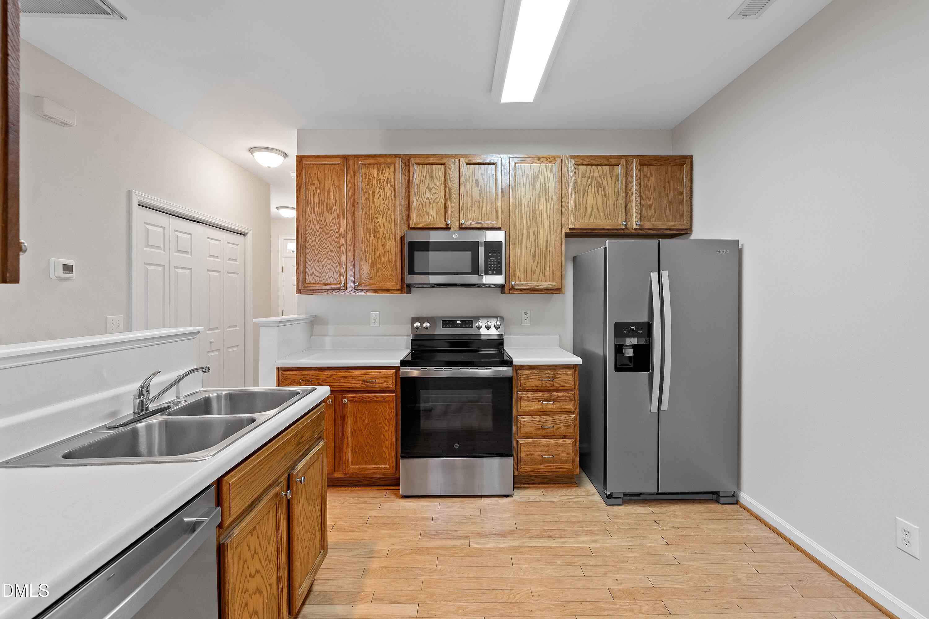 8507 Arboles Court Raleigh, NC 27613 - Photo 14 of 31 14-8507 Arboles Ct _1811