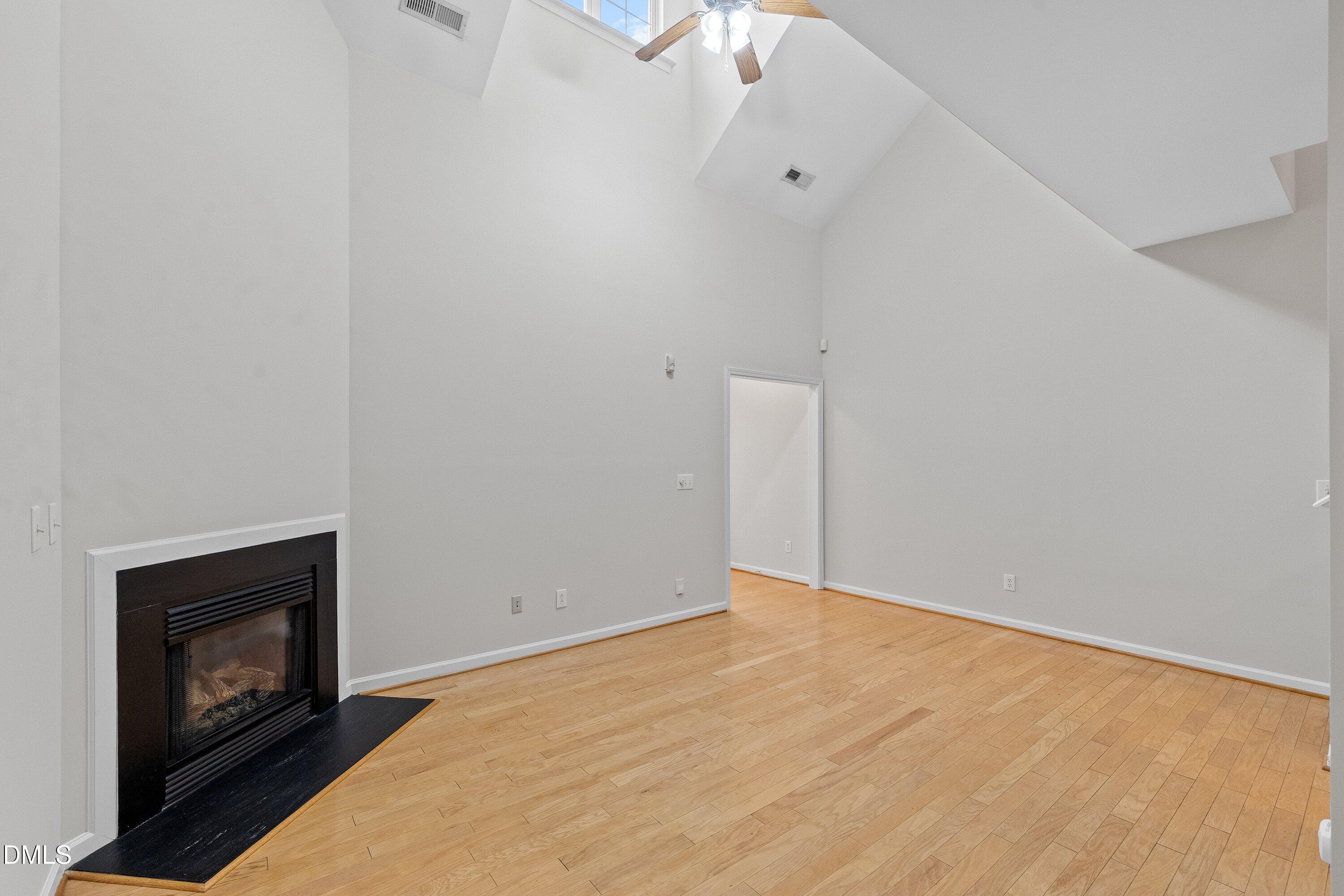 8507 Arboles Court Raleigh, NC 27613 - Photo 20 of 31 20-8507 Arboles Ct _1846