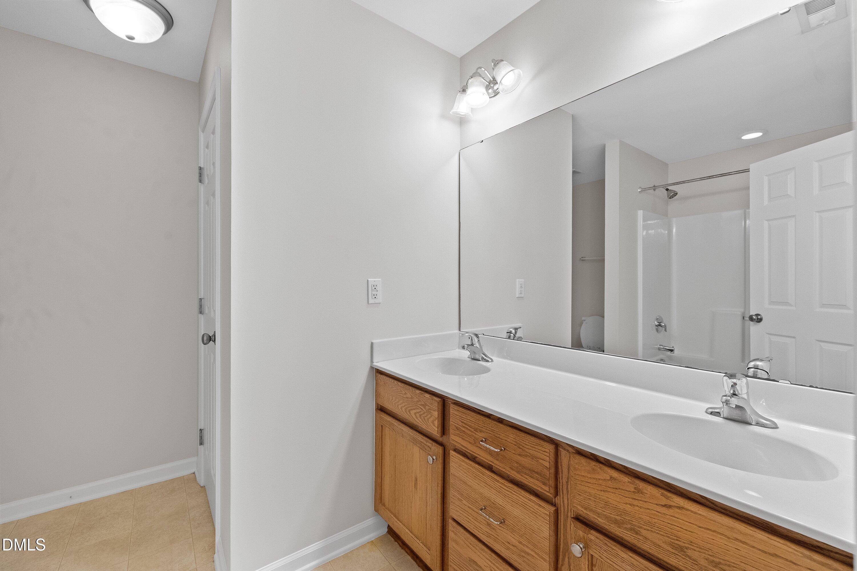 8507 Arboles Court Raleigh, NC 27613 - Photo 28 of 31 28-8507 Arboles Ct _1906