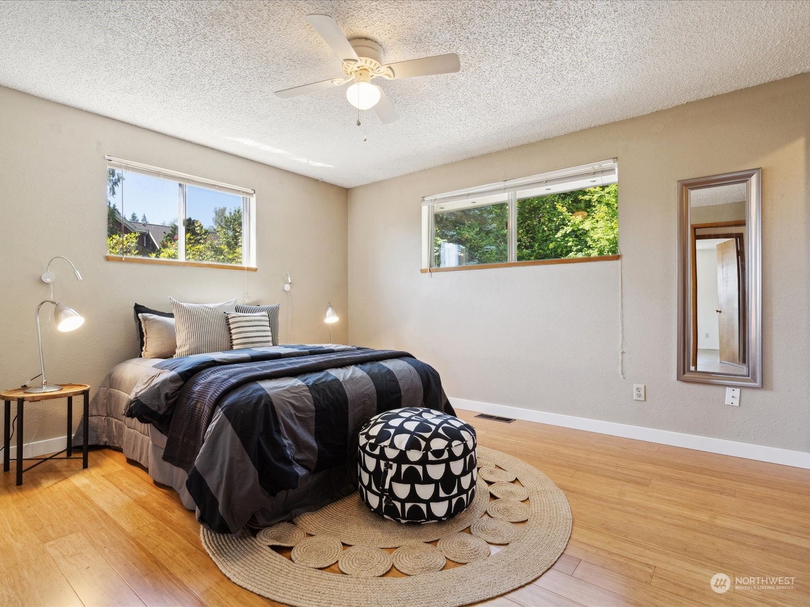 3237 Ridgeview Drive Northeast Bremerton, WA 98310 - Photo 15 of 40 Gallery Image 15