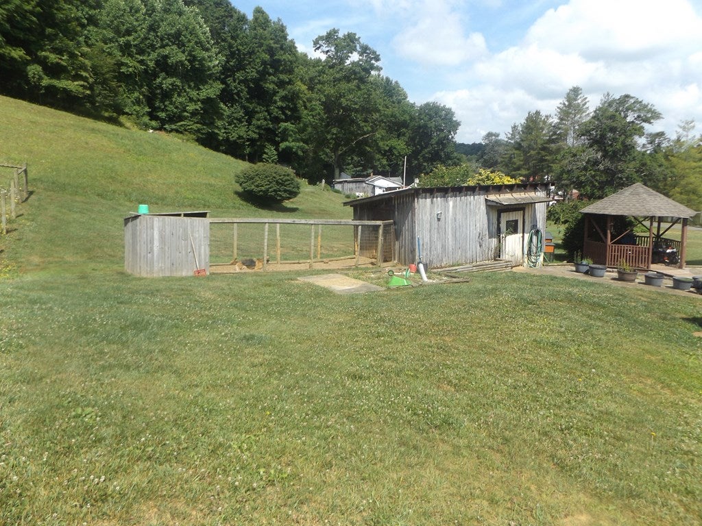 342 Millstone Road Woodlawn, VA 24381 - Photo 39 of 42 Gallery Image 39