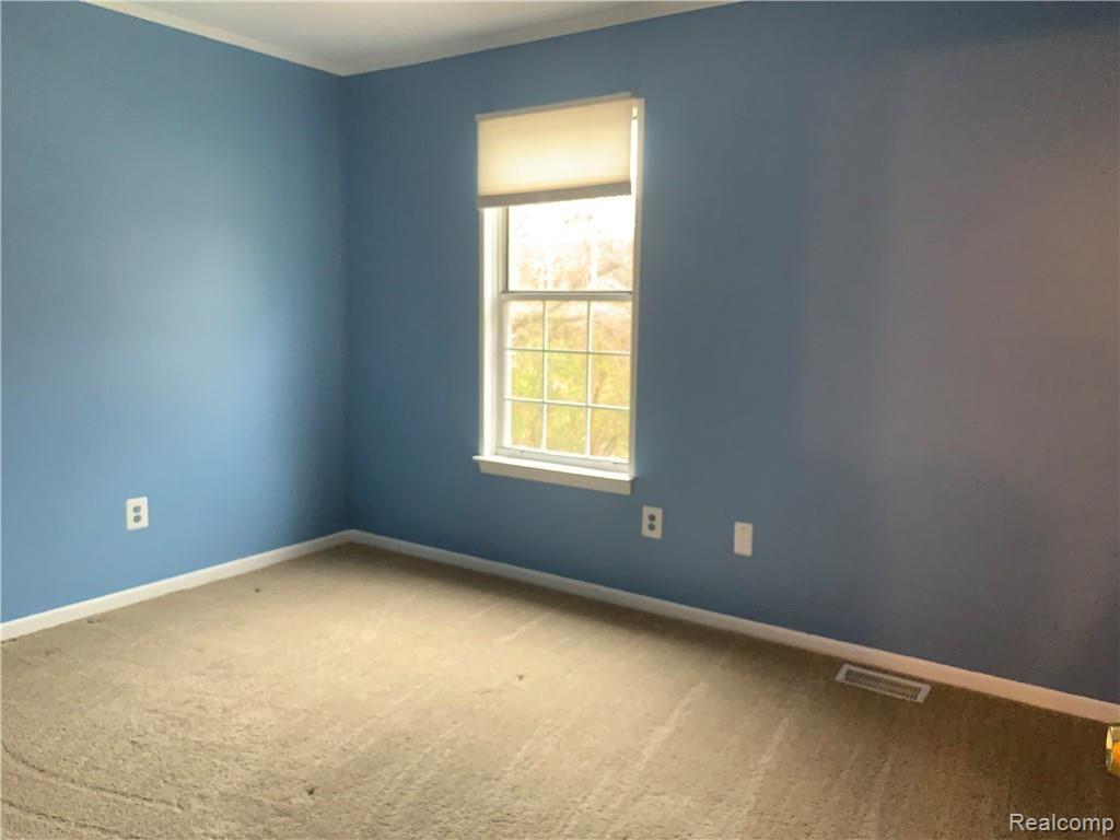 36213 Fredericksburg Road Farmington Hills, MI 48331 - Photo 24 of 29