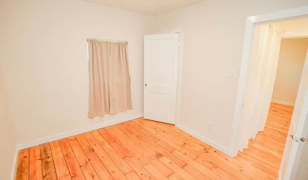 $1,300 | 690 County Road 219, Angleton, TX 77515