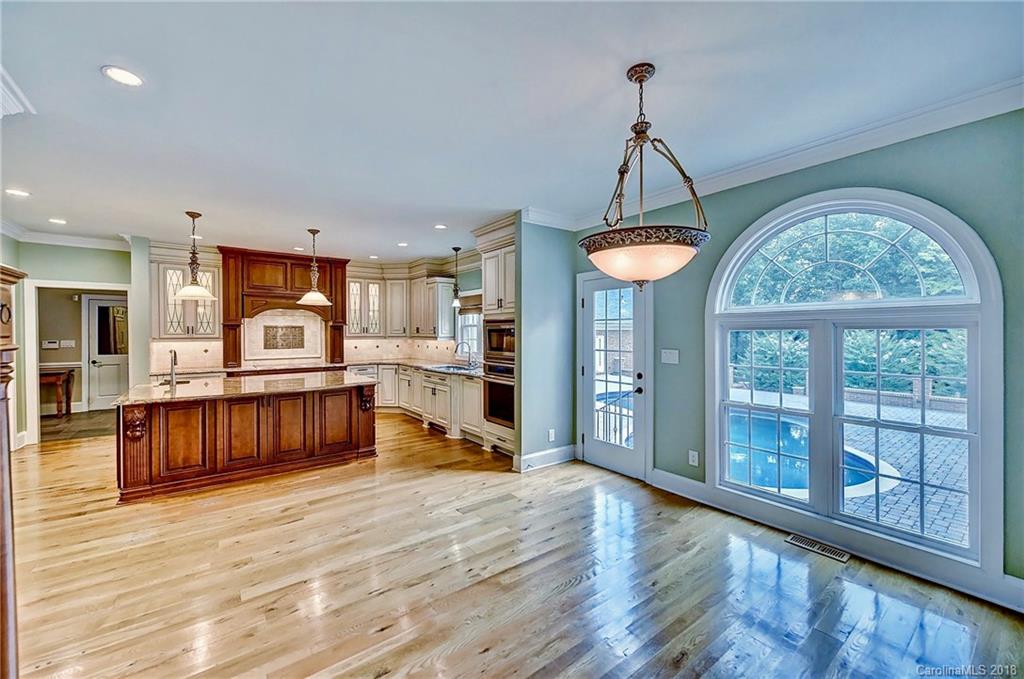 3500 Plantation Road Charlotte, NC 28270 - Photo 10 of 36 Gallery Image 10