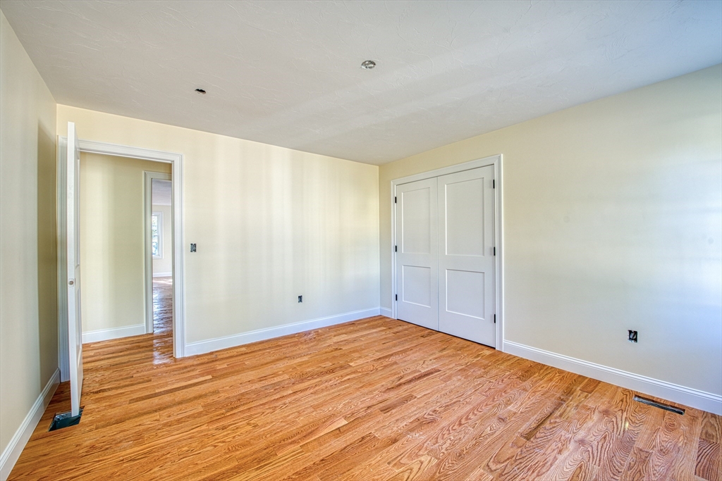 7 North Winnifred Road Brockton, MA 02301 - Photo 22 of 36