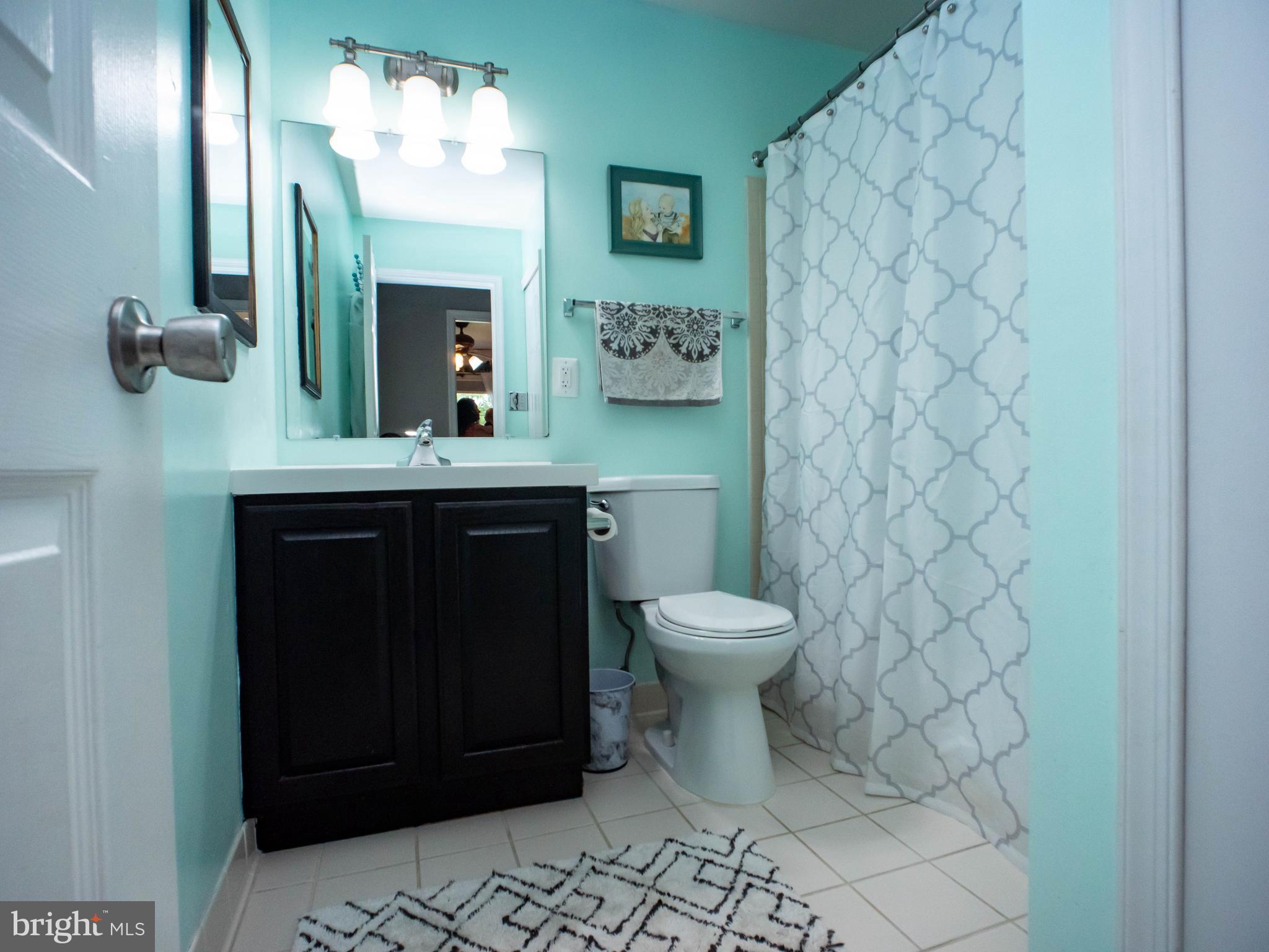 8304 Lindside Way Springfield, VA 22153 - Photo 17 of 25