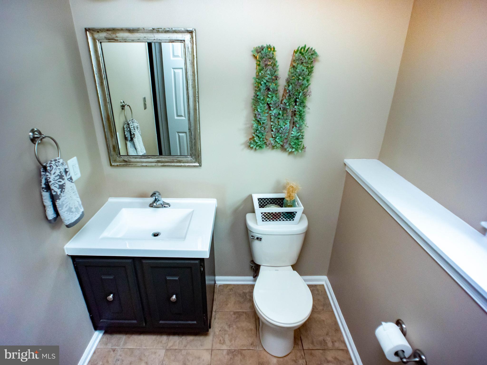 8304 Lindside Way Springfield, VA 22153 - Photo 7 of 25