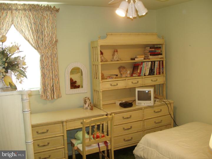 8426 Bridle Road Philadelphia, PA 19111 - Photo 18 of 24 Bedroom 2