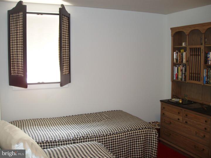 8426 Bridle Road Philadelphia, PA 19111 - Photo 19 of 24 Bedroom 3