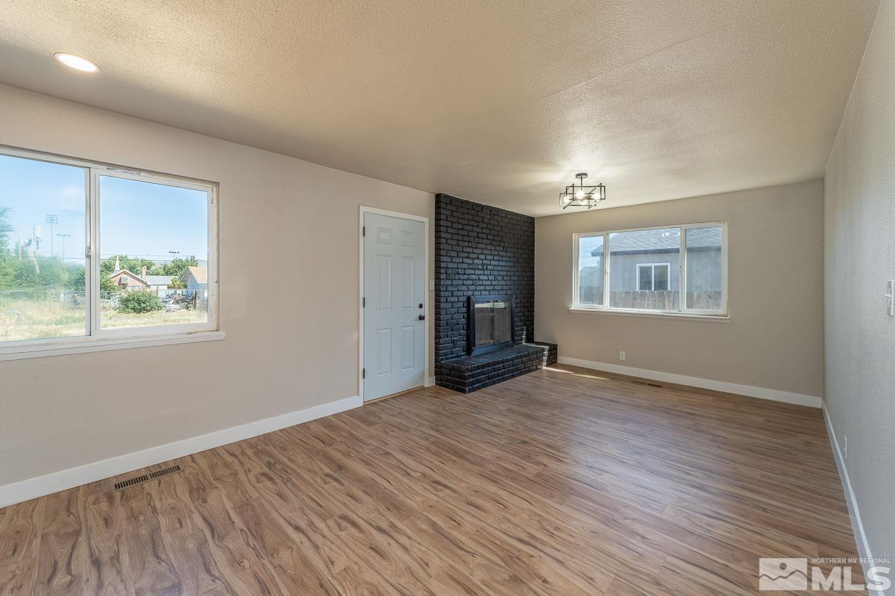 1202 Wilkinson Avenue Reno, NV 89502 - Photo 6 of 21 Photo 6