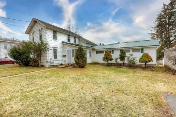 $315,000 | 355 Main Street, Schroeppel, NY 13135