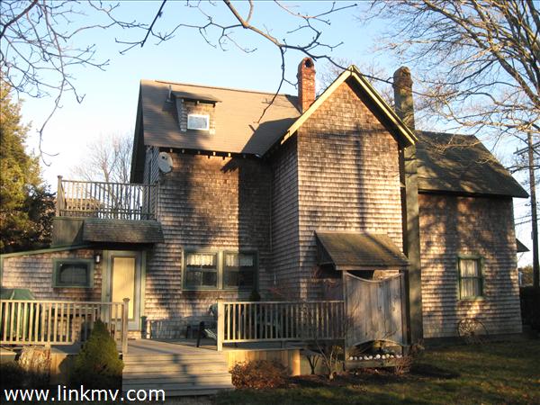 95 Wing Road Oak Bluffs, MA 02557 - Photo 3 of 24 http://d1qzqeyxiitrap.cloudfront.net/photos/22450/600/c595a3be.jpg