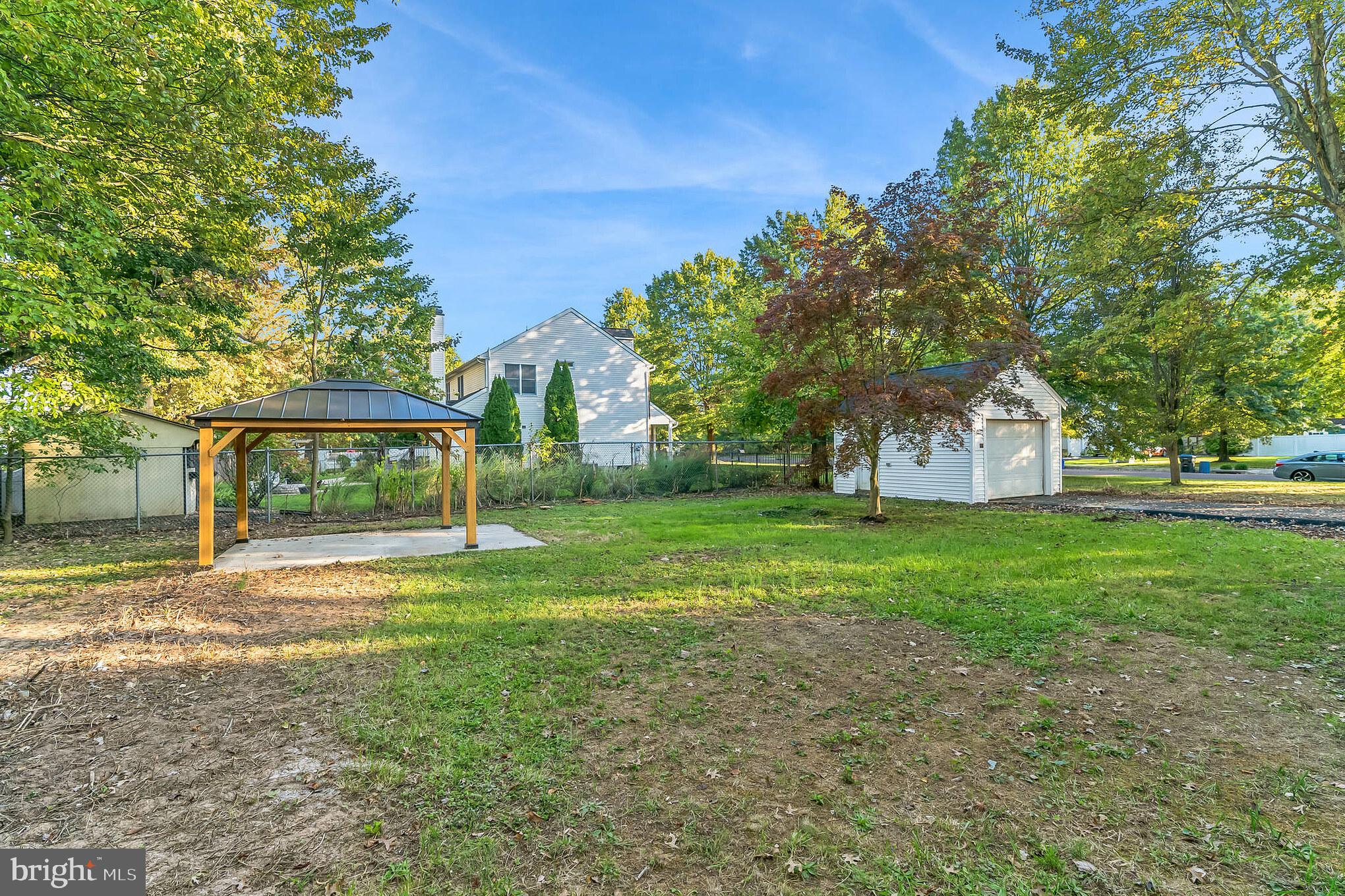 2607 East Orvilla Road Hatfield, PA 19440 - Photo 38 of 40 Detached one car garage with newly paved driveway