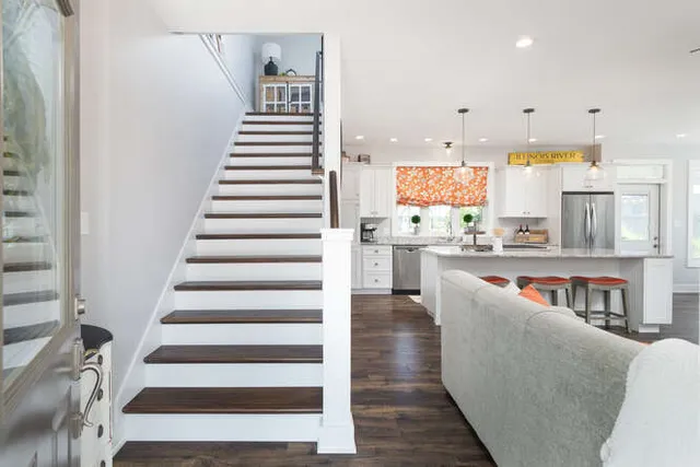 $534,000 | 12 Great Loop, Ottawa, IL 61350