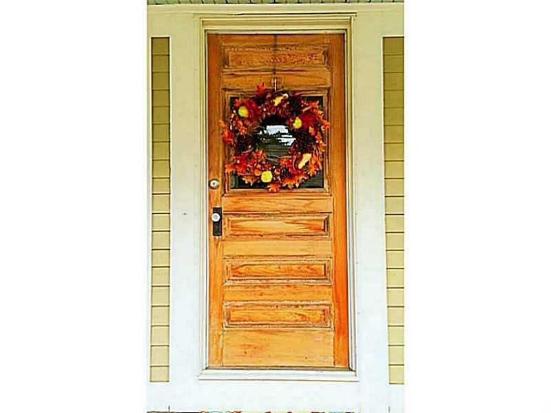 14 Barney Street Warren, RI 02885 - Photo 4 of 18 Gallery Image 4