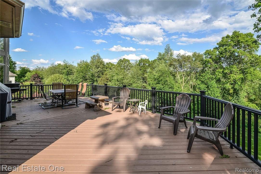 6019 Nottingham Point Brighton, MI 48116 - Photo 58 of 85 57_68.jpg