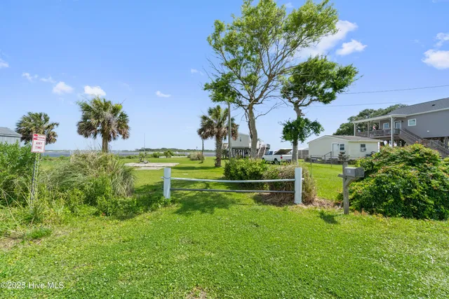 $375,000 | 258 Swan Point Road, Sneads Ferry, NC 28460