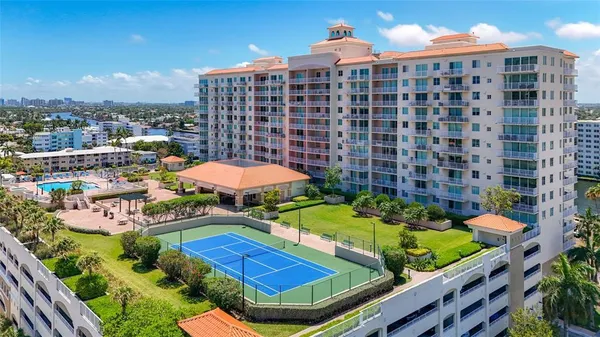 $342,500 | 3020 Northeast 32nd Avenue, Unit 510, Fort Lauderdale, FL 33308
