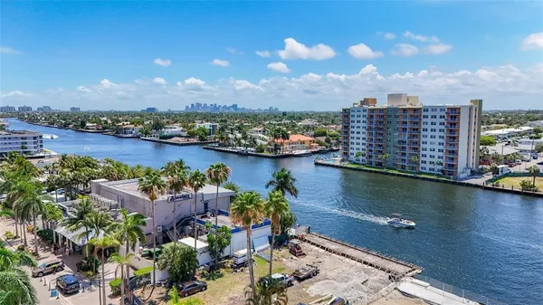$342,500 | 3020 Northeast 32nd Avenue, Unit 510, Fort Lauderdale, FL 33308