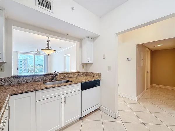 $342,500 | 3020 Northeast 32nd Avenue, Unit 510, Fort Lauderdale, FL 33308