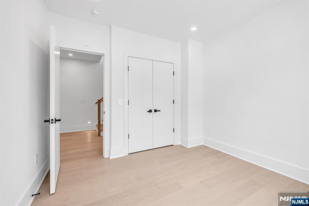 25 Garden Place, Unit A Edgewater, NJ 07020 - Photo 25 of 34