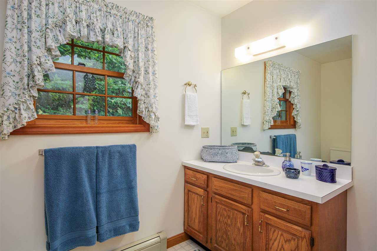 10 Outlook Way Starksboro, VT 05487 - Photo 11 of 27 Gallery Image 11