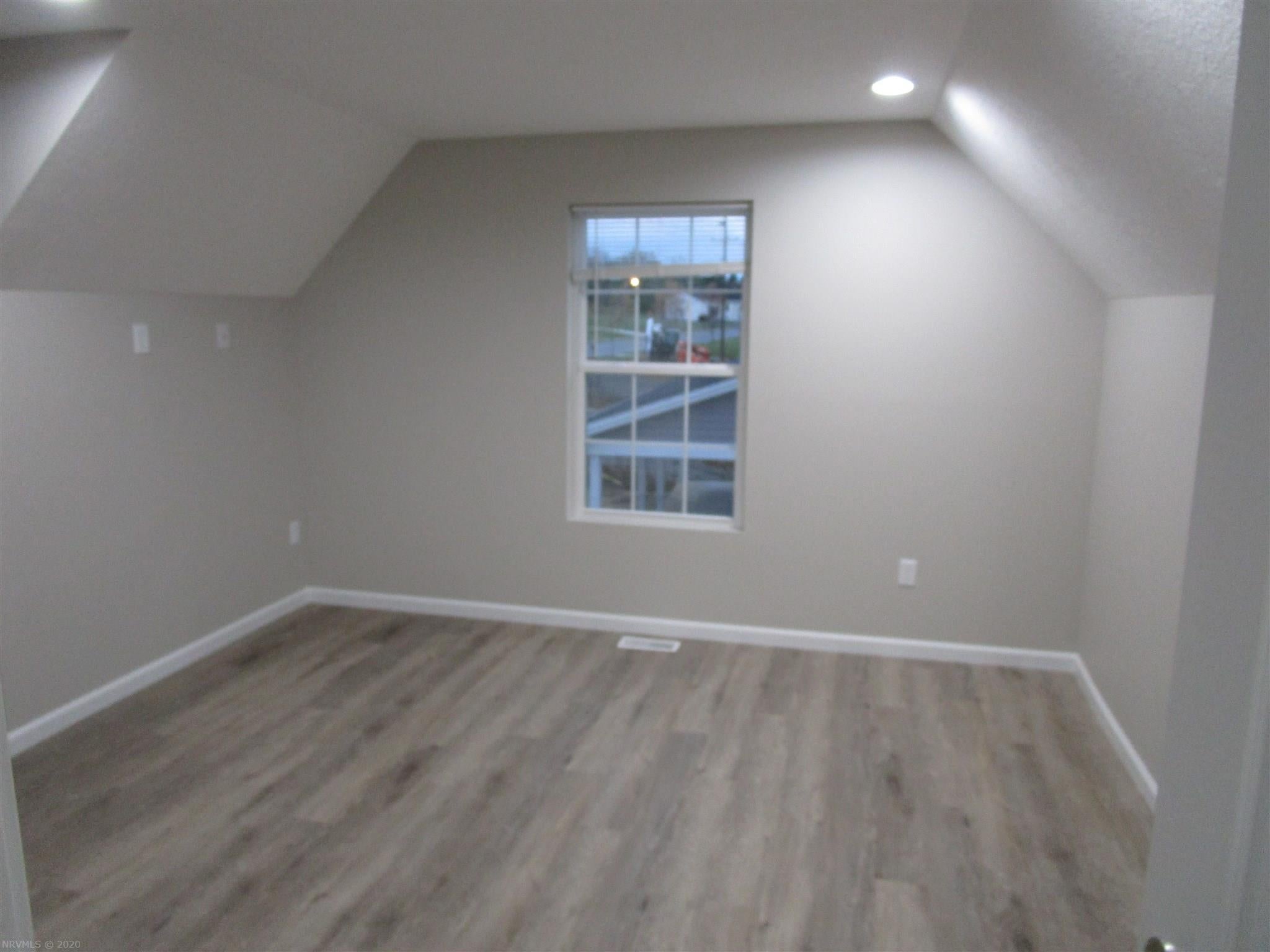 611 Rock Road West Radford, VA 24141 - Photo 31 of 37 Gallery Image 31