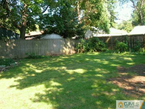 270 Old Post Road Edison, NJ 08817 - Photo 7 of 8 a view of a back yard