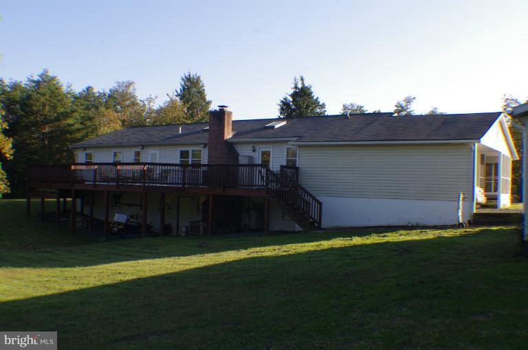 861 Guard Hill Road Middletown, VA 22645 - Photo 8 of 19 Exterior (Rear)