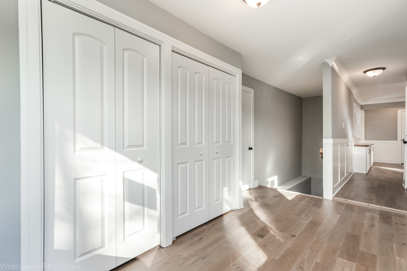 820 Exmoor Road Olympia Fields, IL 60461 - Photo 17 of 35 a view of a room with a white walls